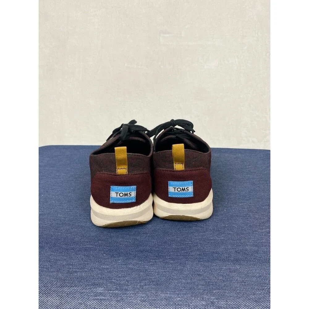 TOMS Del Rey Burgundy Geometric Print Sneakers Men's Size 9.5